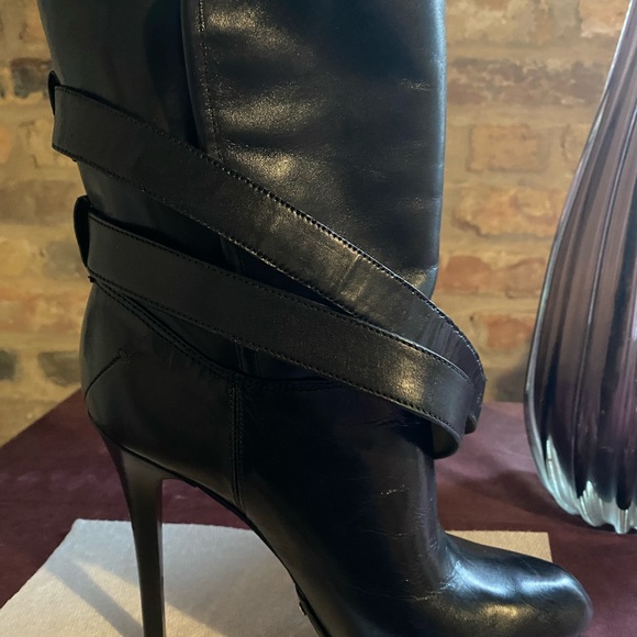 Michael Kors Leather & Shearling Mae Boot - Picture 4 of 6